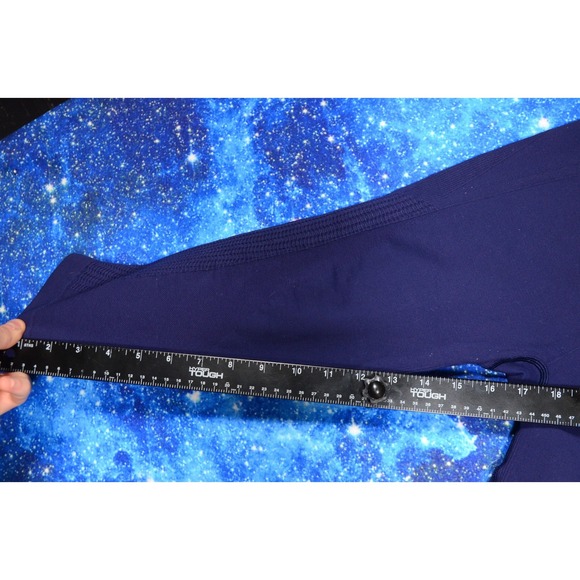 Lululemon In The Flow Capri Leggings Womens 4 Blue Seamless Knit Yoga Athletic - Picture 4 of 4